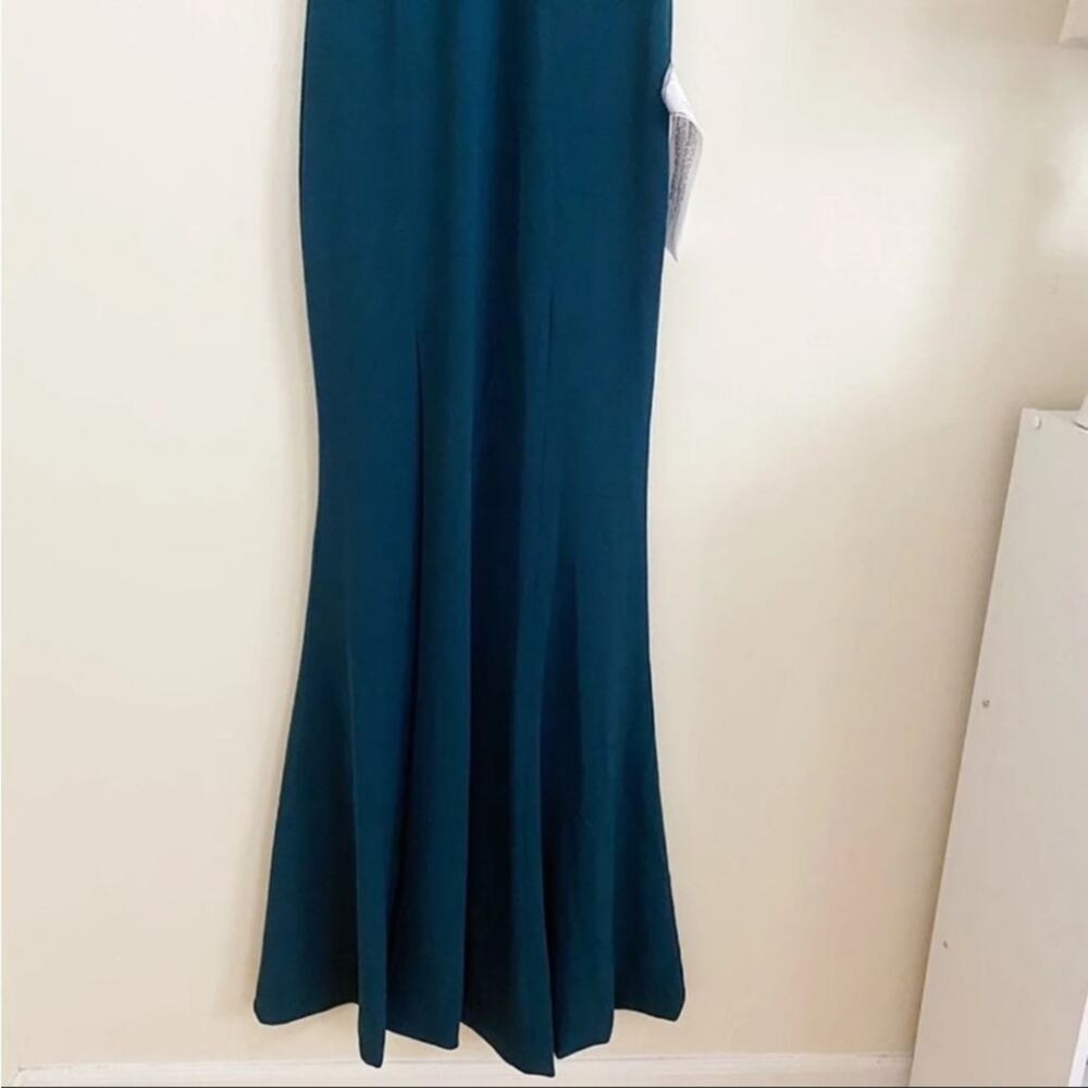 Dress The Population Iris Pine
Gown New $198 - Picture 5 of 9
